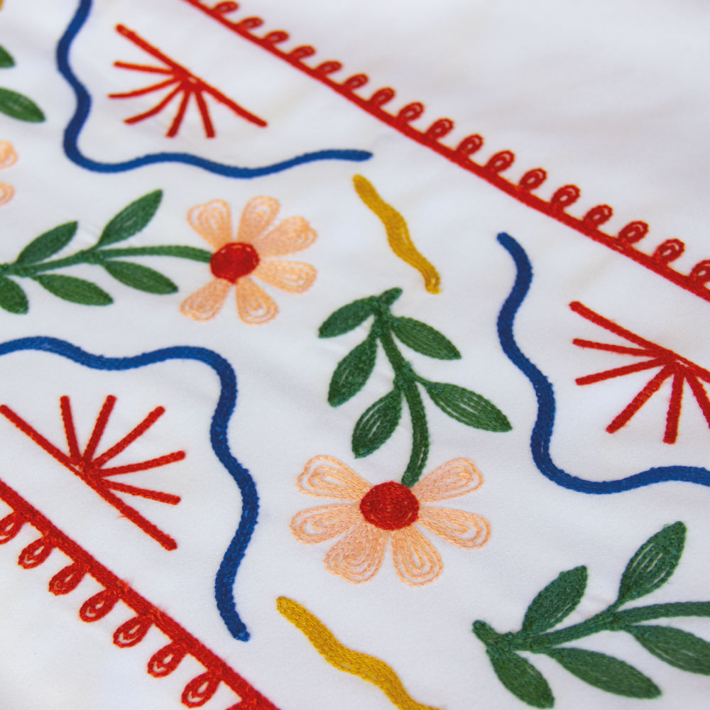 Linge de lit finition bouclettes